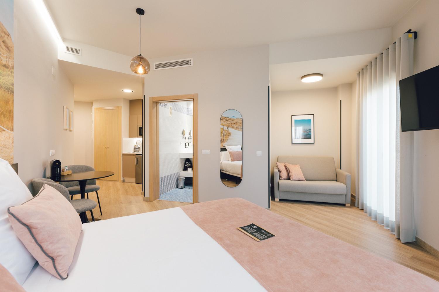 Palau Suites & Apartments Валенсия Экстерьер фото